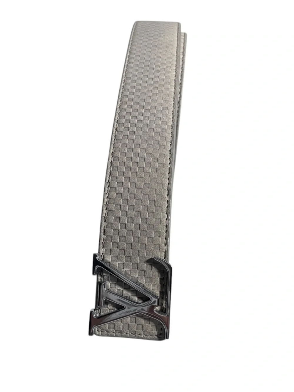 🩶 Men’s Classic Belt with — Metallic Gray / Silver Buckle 🩶